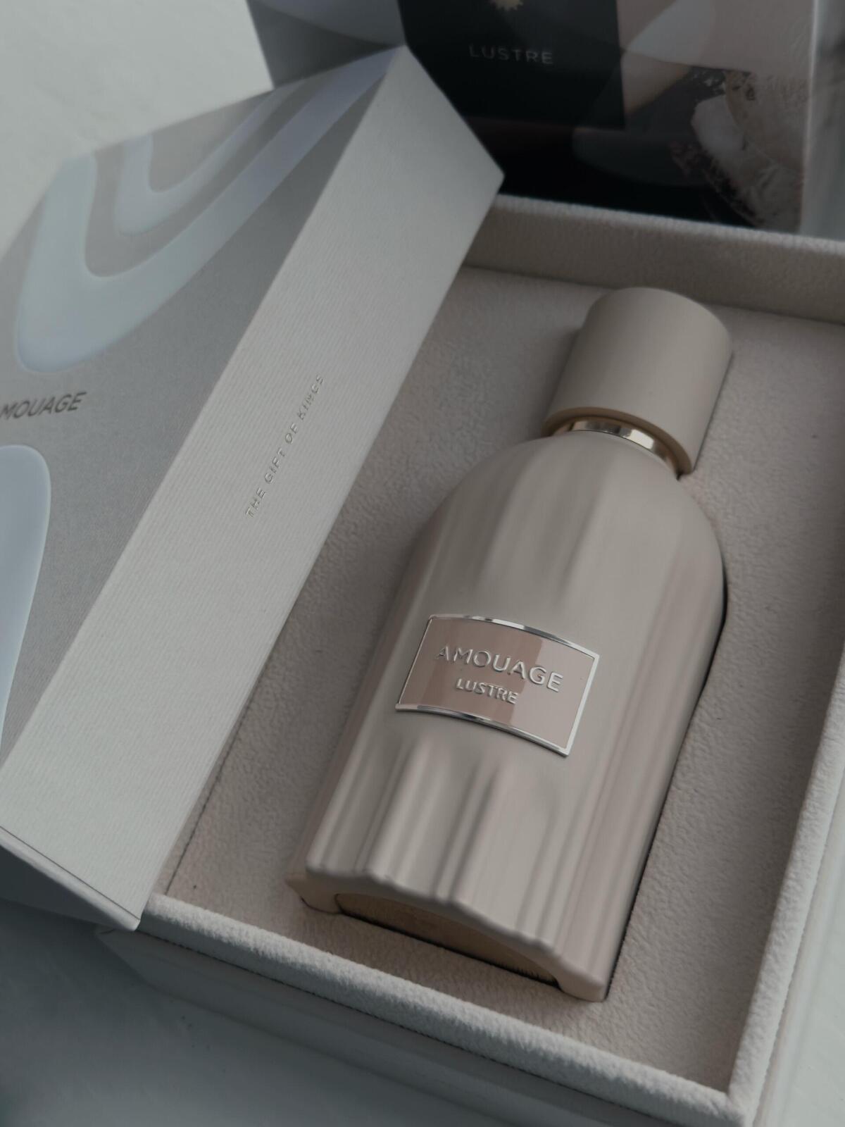 Amouage Lustre Parfüm 100ml Lü - Perfume Fragrance Details incelemesi ve fiyatı