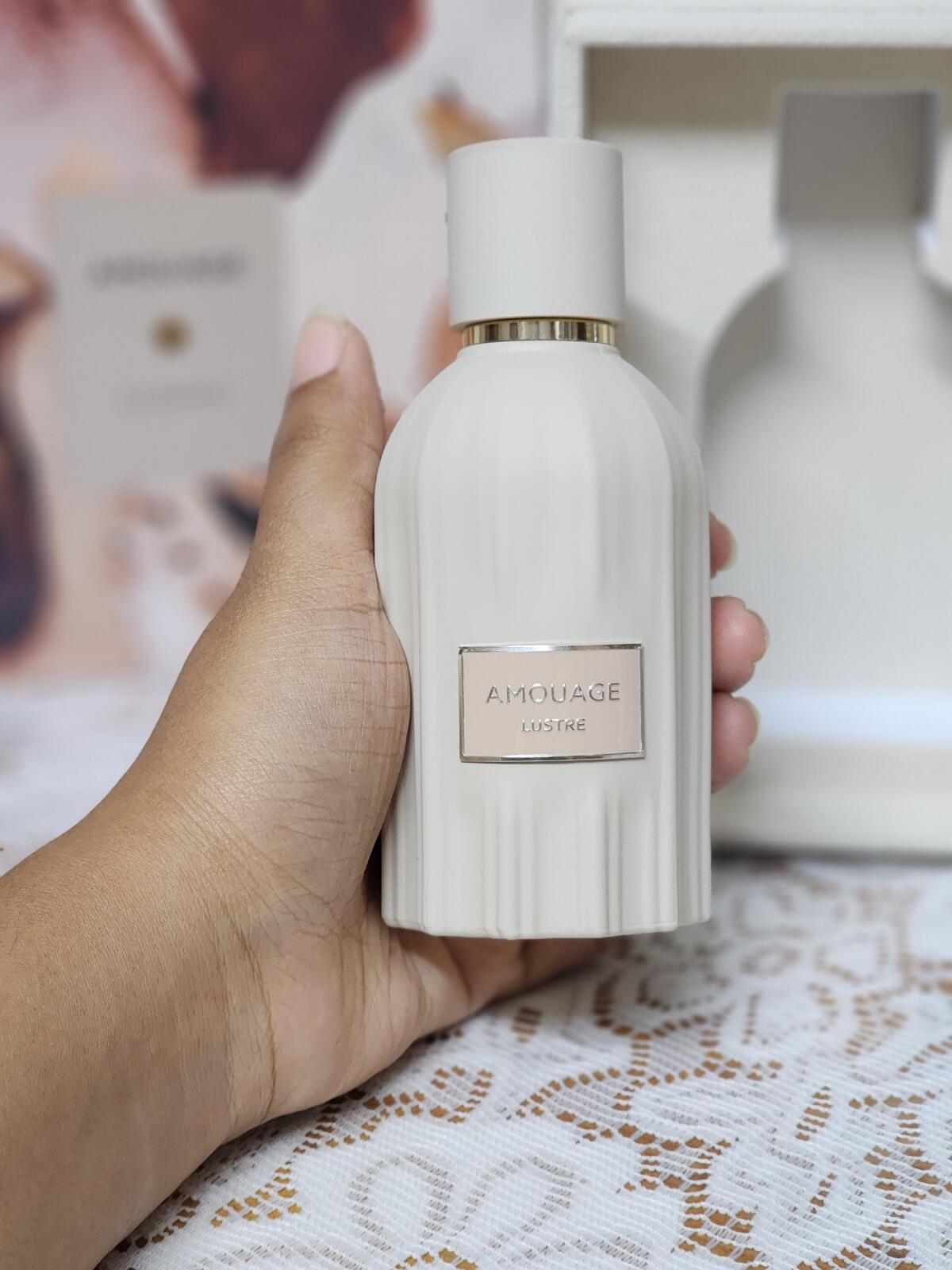 Amouage Lustre Parfüm 100ml Lü - Perfume Fragrance Details incelemesi ve fiyatı